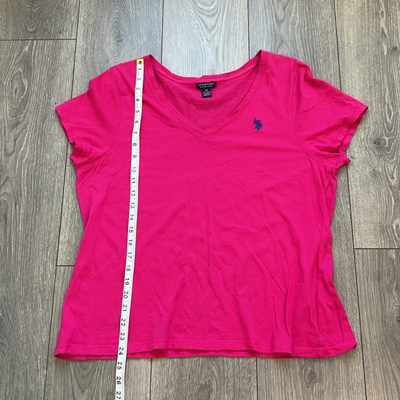 U.S. Polo Assn. Sz 1X, hot pink, 100% cotton, preppy, Barbiecore t-shirt v-neck - Picture 6 of 6